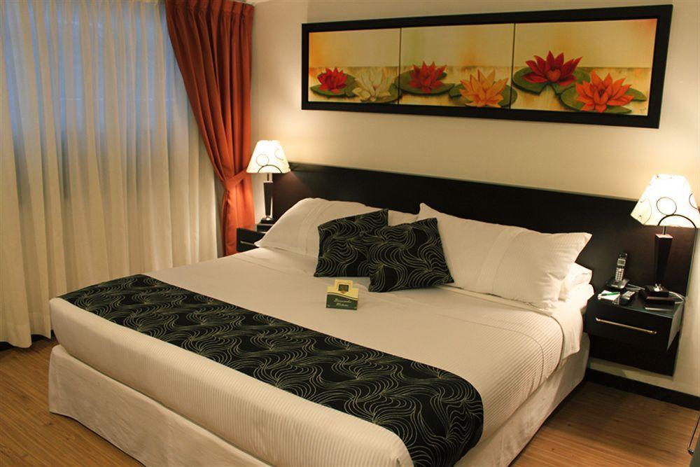 Marbella Chico 酒店 3*